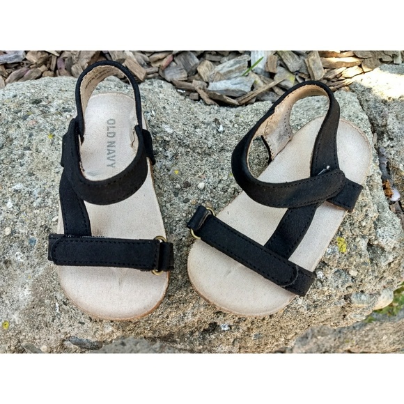 Old Navy Other - Old Navy black Velcro t strap sandals toddler 4c